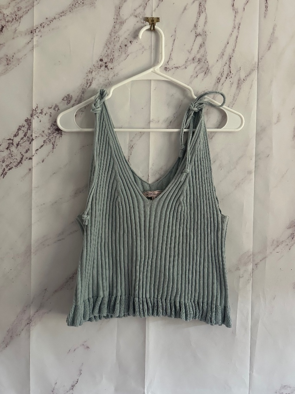 BCBGENERATION - RIBBED SLEEVELESS SHOULDER TIE DETAIL TOP BLUE WOMENS LARGE